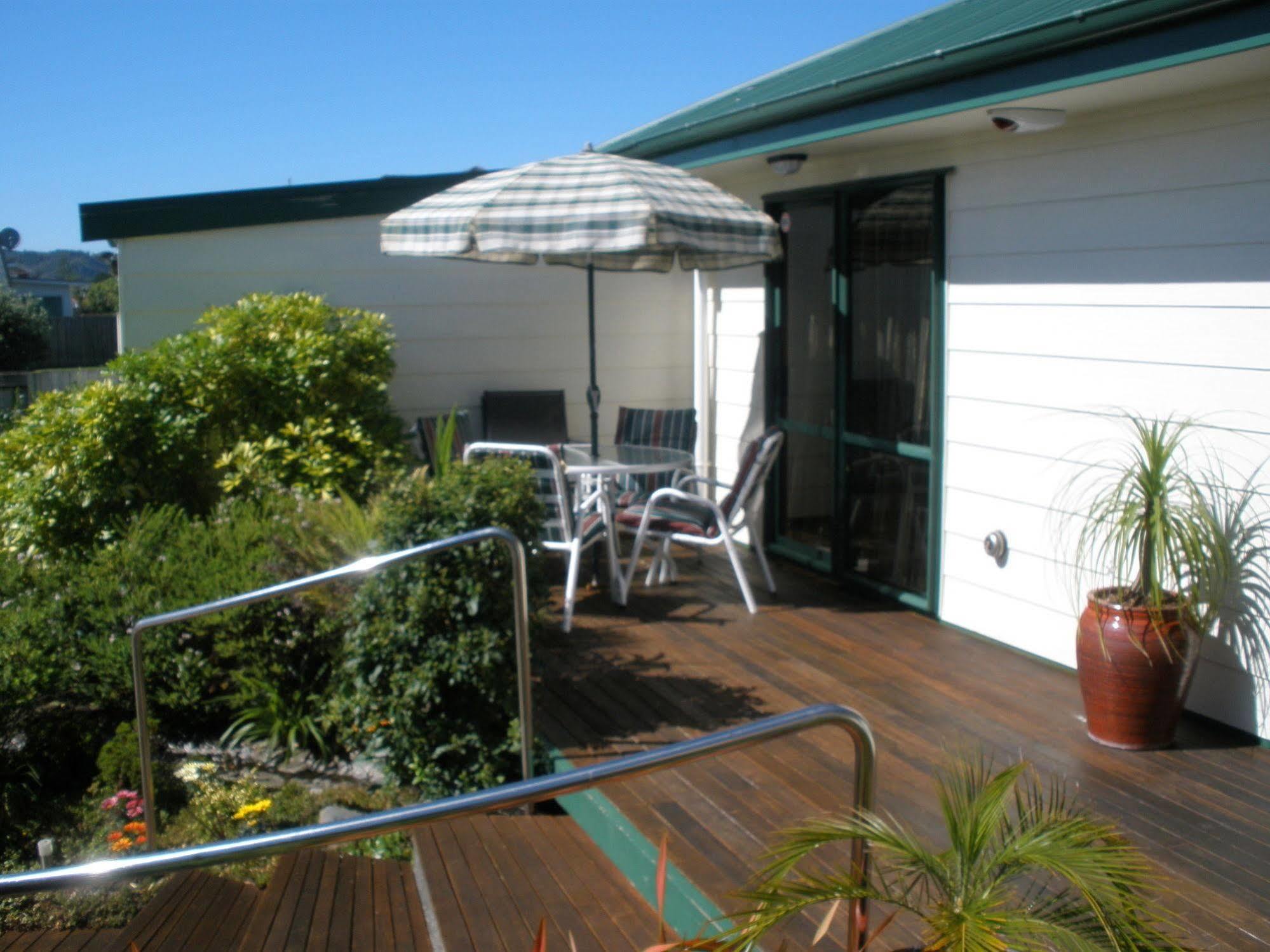 Bed and Breakfast Andrea'S Bed & Breakfast Whitianga Exterior foto